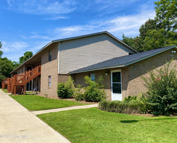 709 Patton Circle 35, Winterville, NC 28590