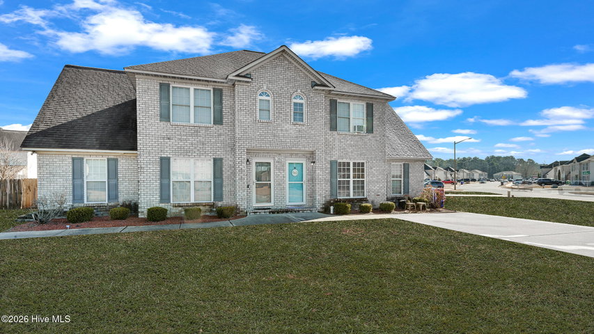 3921 Granada Drive B, Winterville, NC 28590 — photo 2