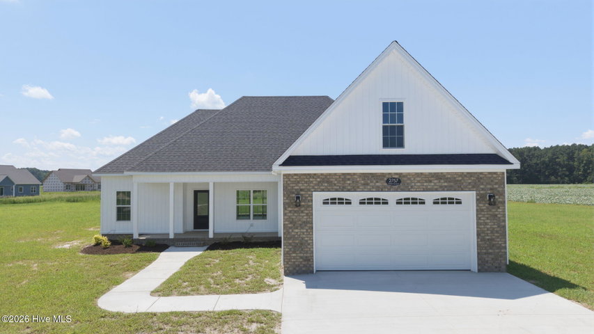 2757 Whitaker Glen Drive, Farmville, NC 27828