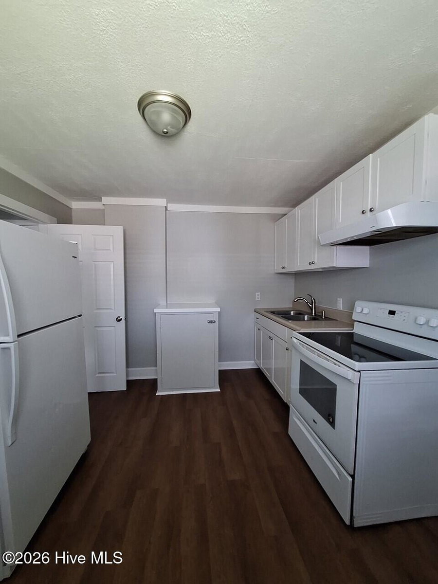 608 Hudson Street A, Greenville, NC 27834 — photo 5