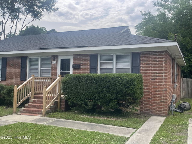 115 Stancill Drive B, Greenville, NC 27858