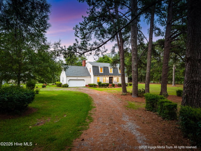 696 Laurie Ellis Road, Winterville, NC 28590 — photo 2
