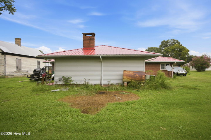 208 N West Avenue, Oak City, NC 27857 — photo 18