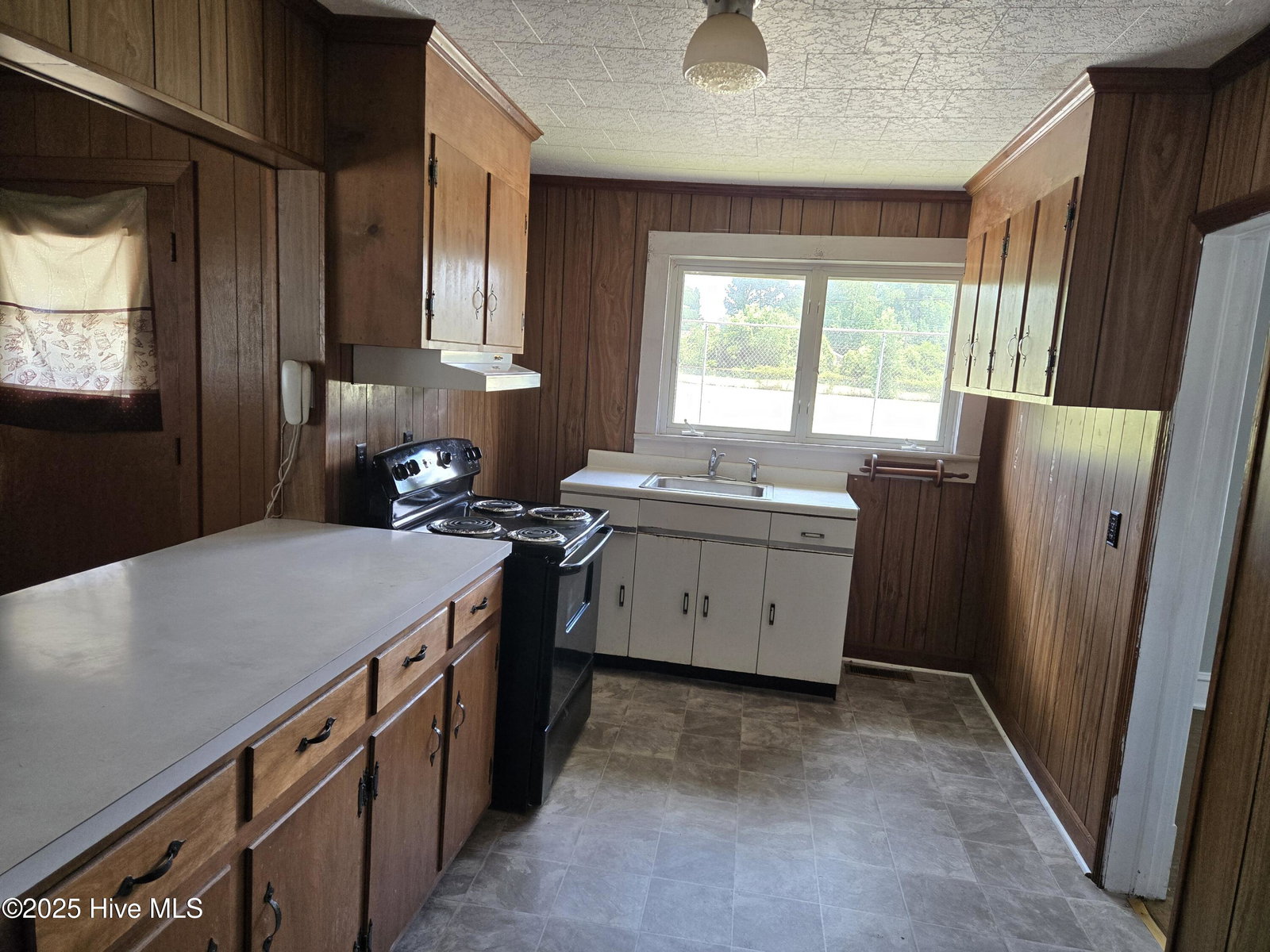 200 Martin Street, Williamston, NC 27892 — photo 3