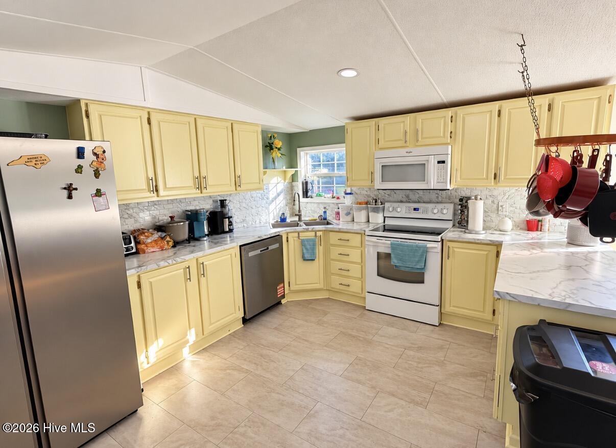 1004 Kayla Court, Elizabeth City, NC 27909 — photo 2