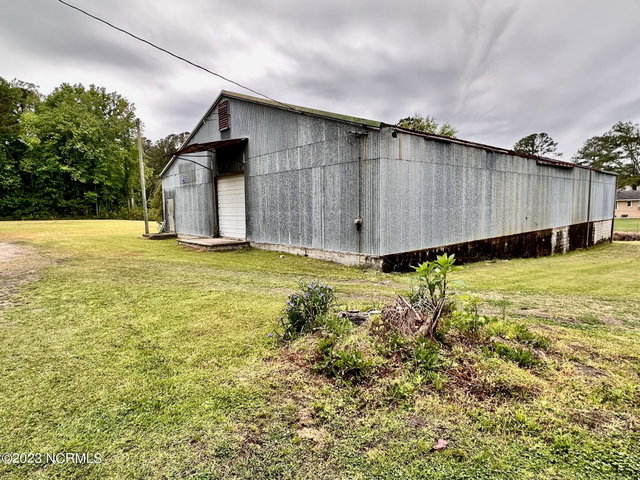 818 W Main Street, Williamston, NC 27892 — photo 16