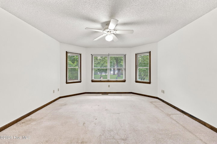 1113 Riverside Avenue, Elizabeth City, NC 27909 — photo 5