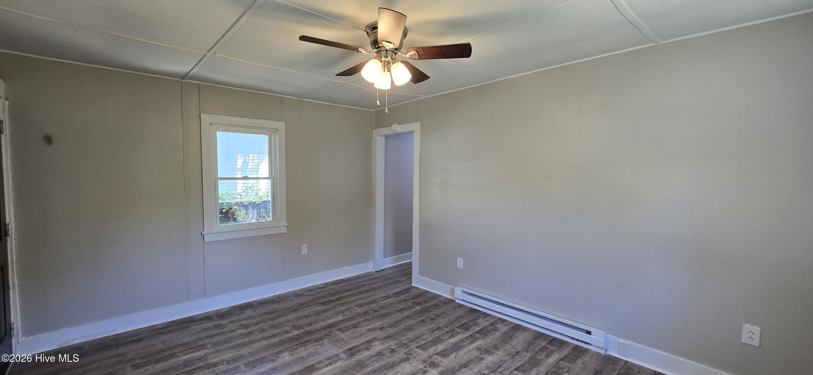 1907 S Pitt Street, Greenville, NC 27834 — photo 3