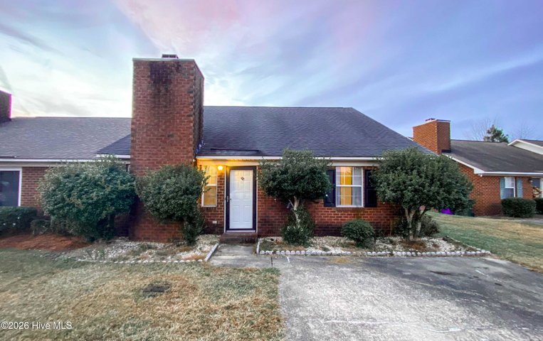 1206 Peyton Circle B, Greenville, NC 27834