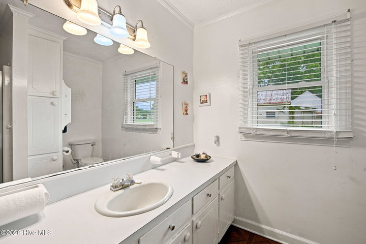 208 N West Avenue, Oak City, NC 27857 — photo 38