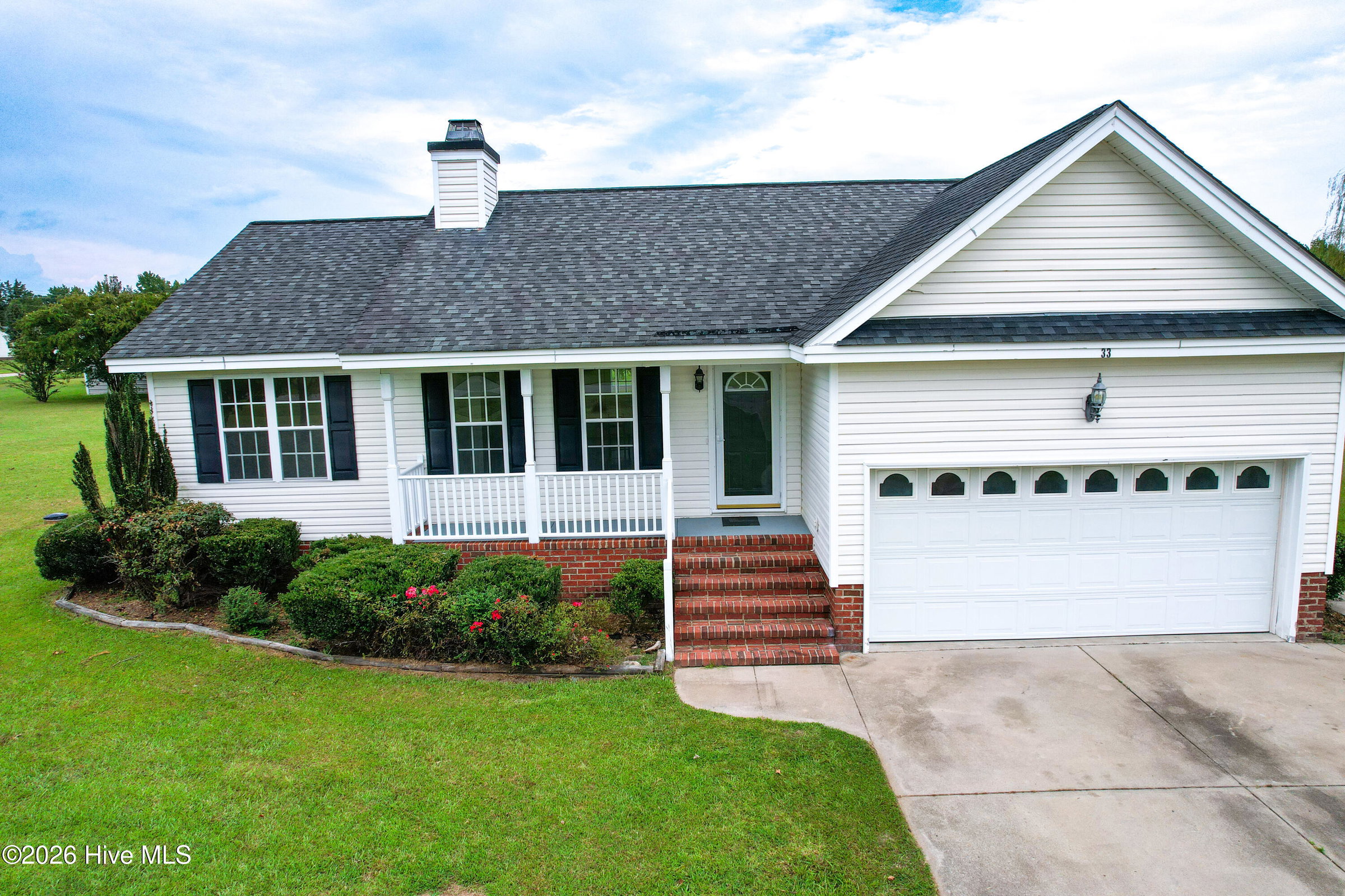 33 Red Cardinal Lane, Pinetops, NC 27864 — main photo