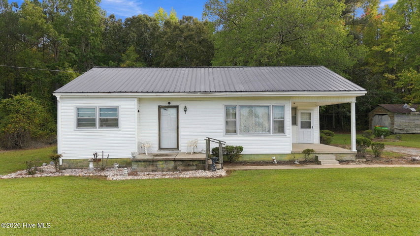 8466 Us Highway 903, Halifax, NC 27839
