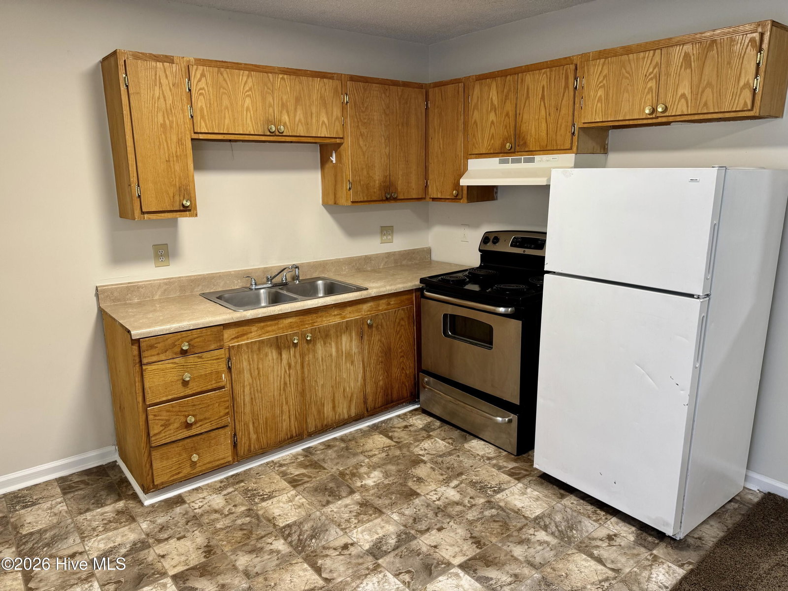 3211 Summer Place 17, Greenville, NC 27834 — photo 3