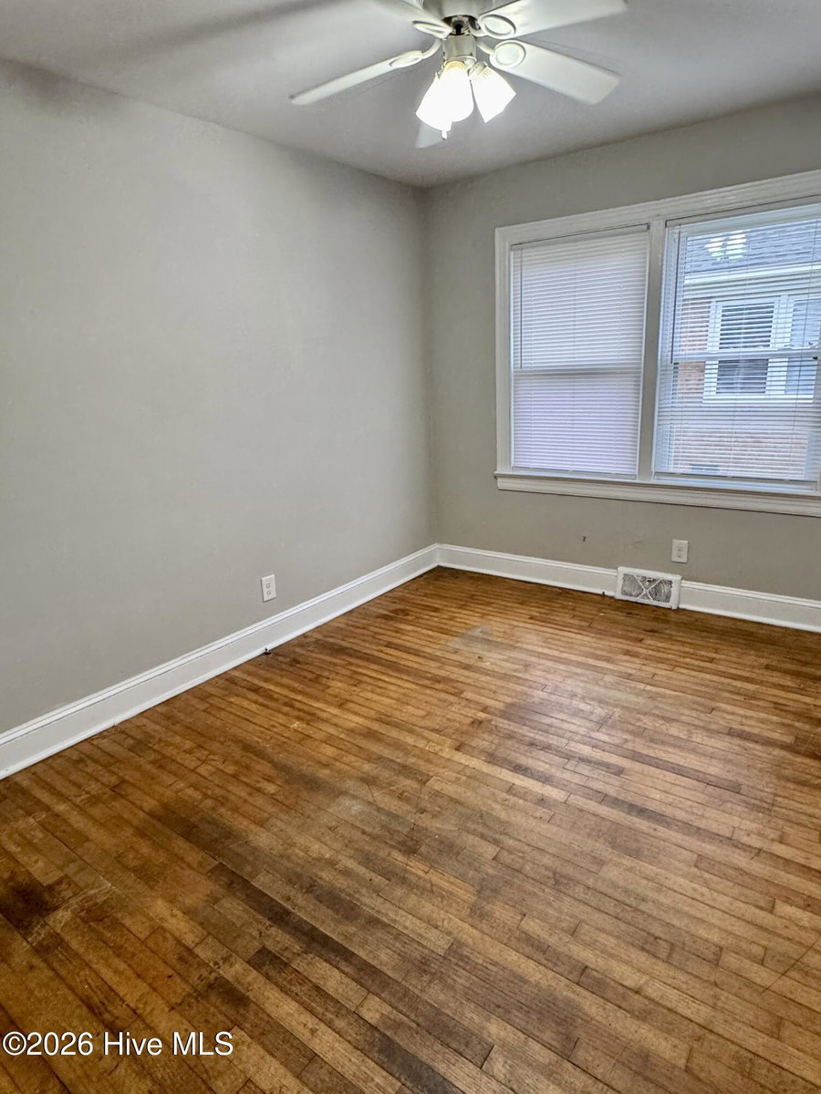 1307 Willow Street B, Greenville, NC 27858 — photo 3