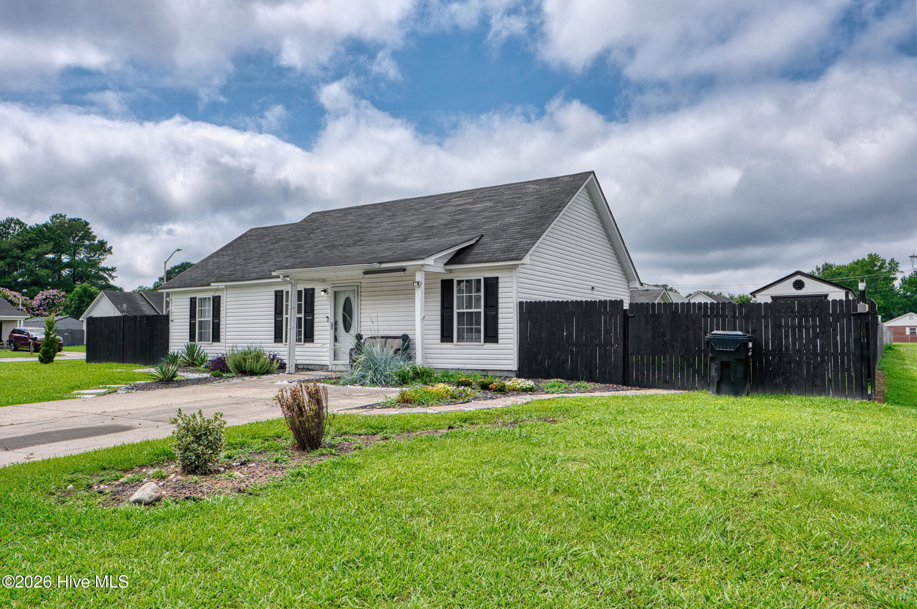 137 Sutton Drive, Elizabeth City, NC 27909 — photo 5