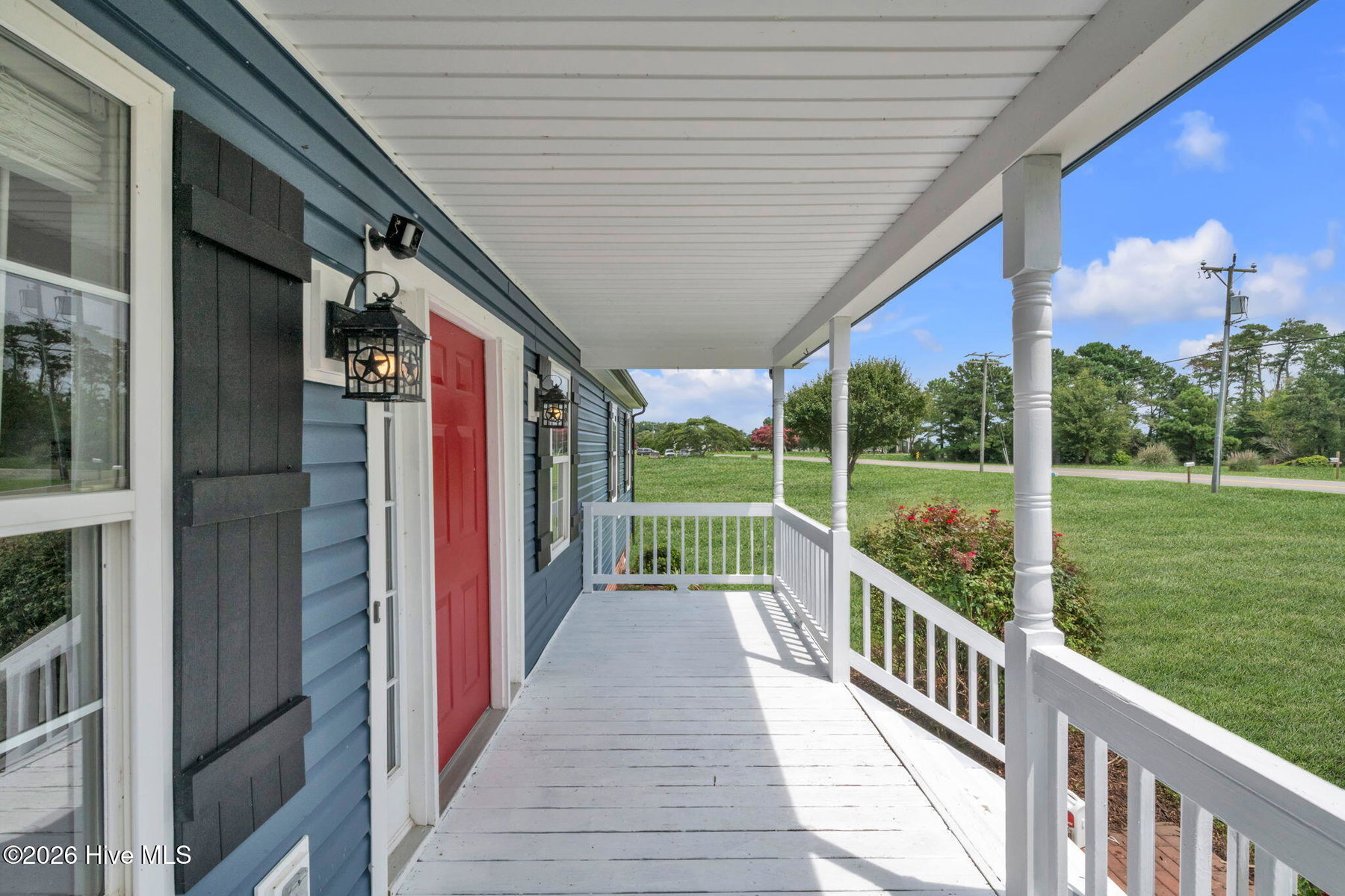 332 S End Road, Knotts Island, NC 27950 — photo 5