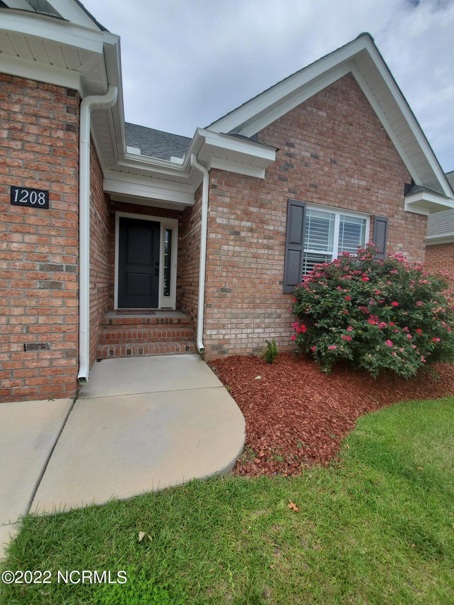 1208 Brighton Drive, Winterville, NC 28590 — photo 2