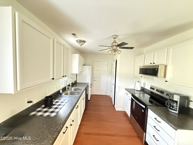 301 Cardinal Way, Elizabeth City, NC 27909 — photo 11