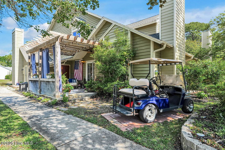 311 Champion Court SE image