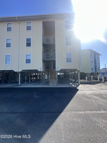 918 N New River Drive 422 image