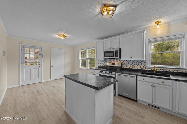 2581 Pocosin Road, Ayden, NC 28513 — photo 10