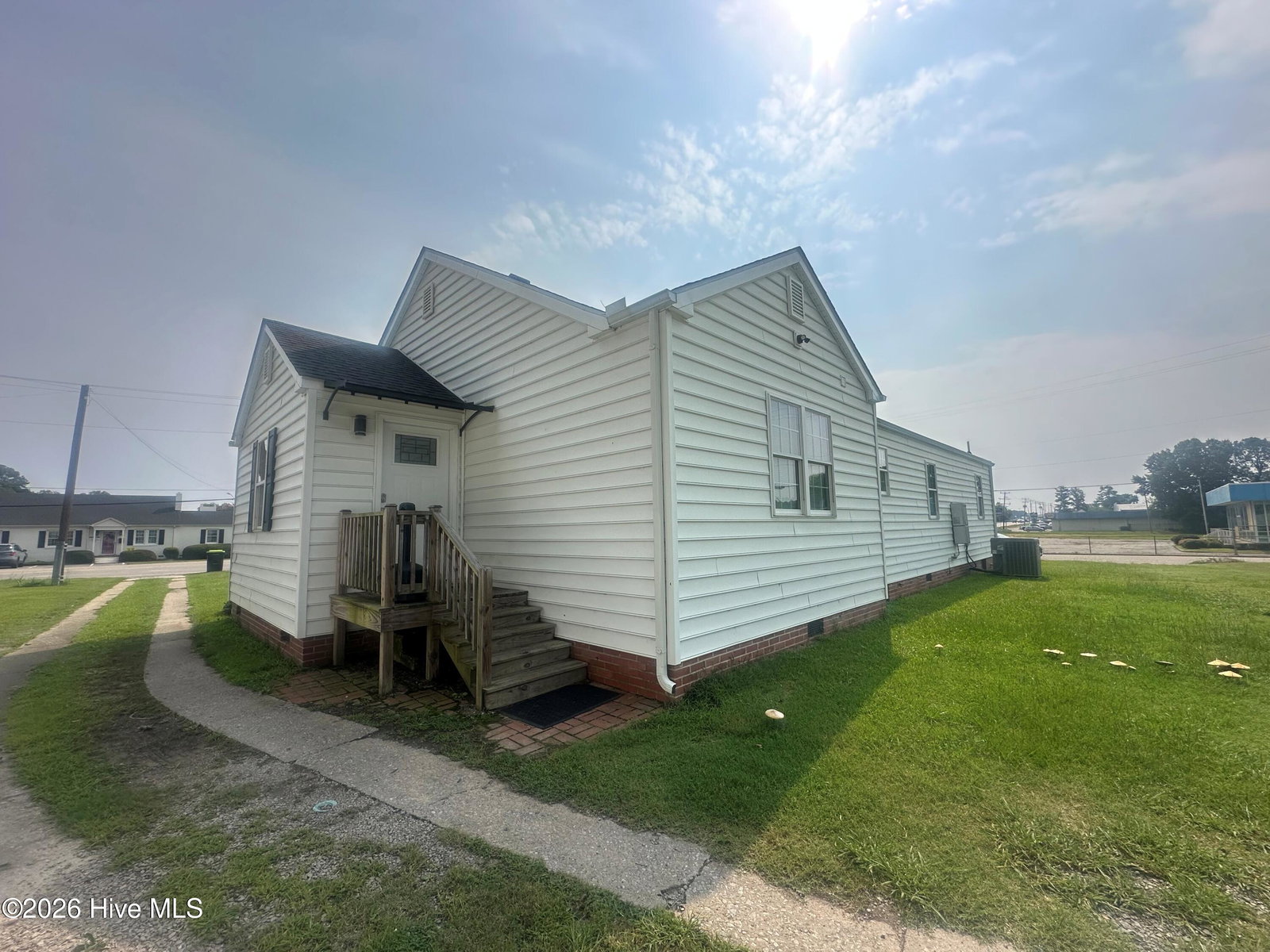 622 E Memorial Drive, Ahoskie, NC 27910 — photo 5