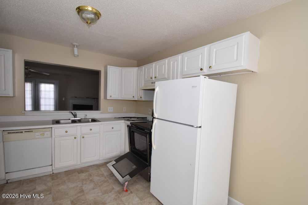 1231 Westridge Court A, Greenville, NC 27834 — photo 2