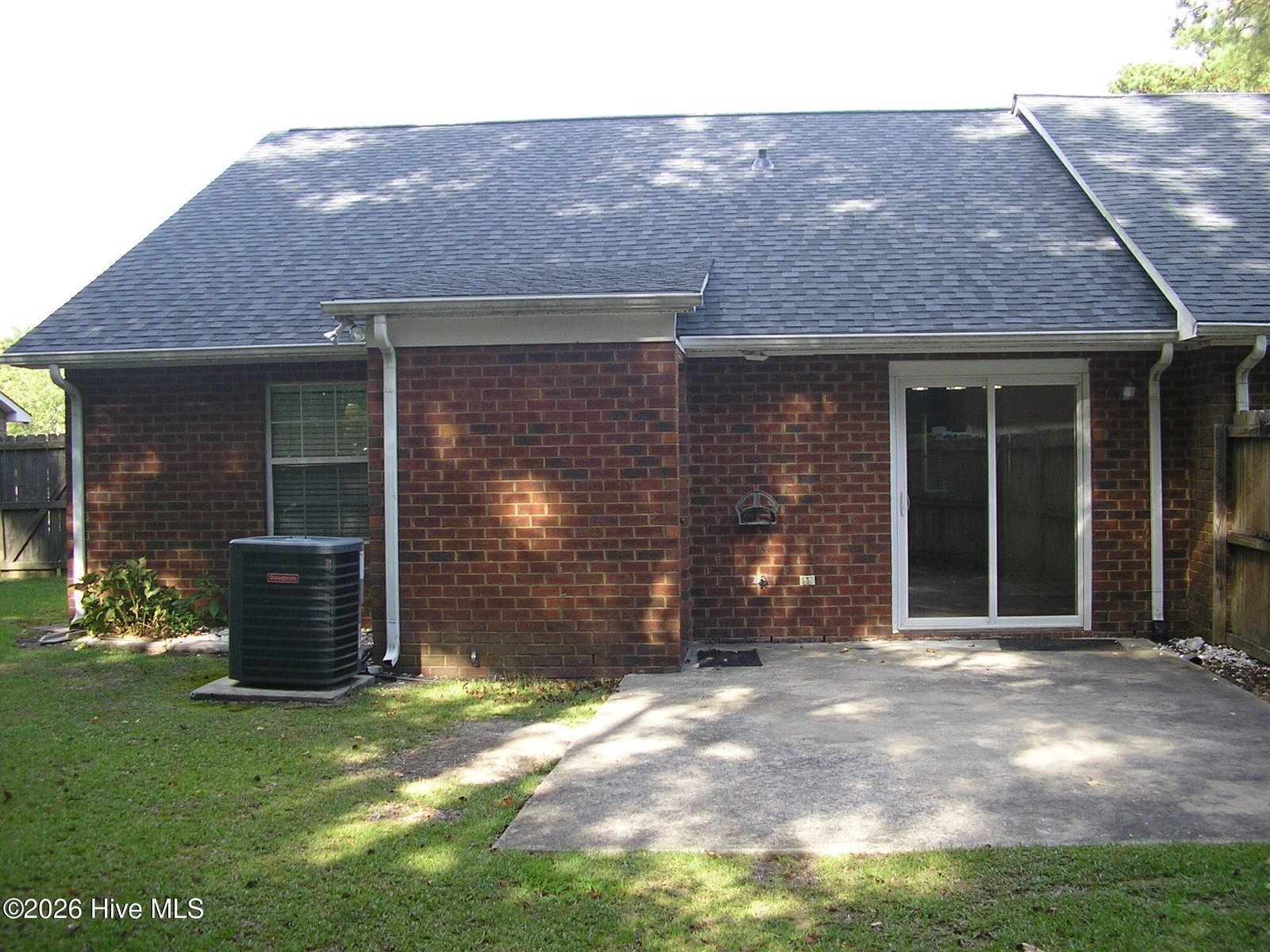 1206 Holden Drive B, Greenville, NC 27858 — photo 2