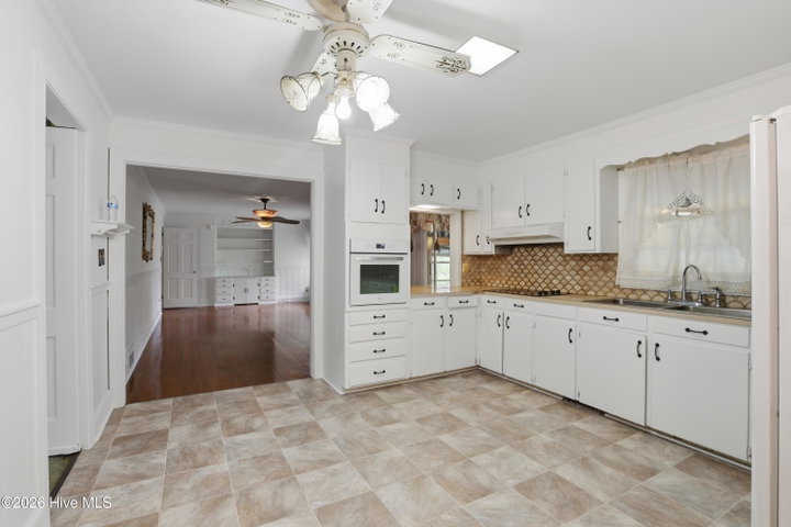 1423 Greenville Boulevard SE, Greenville, NC 27858 — photo 4