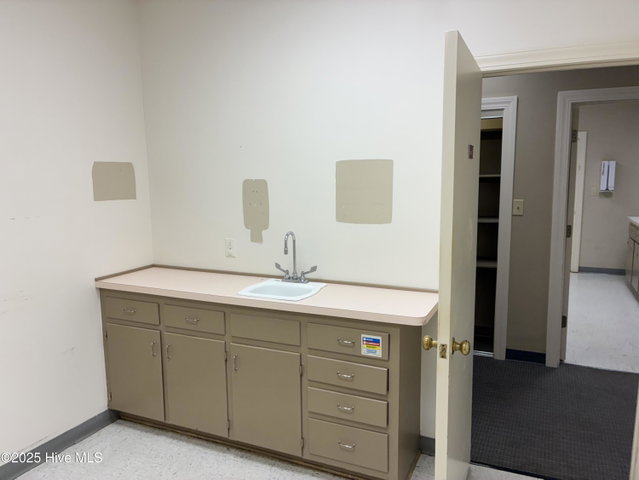1134 N Road Street Bldg 2, Elizabeth City, NC 27909 — photo 13