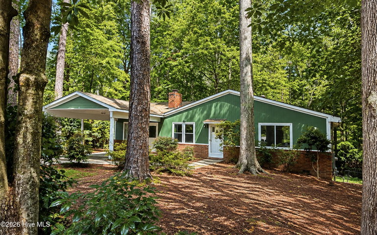 1405 N Overlook Drive, Greenville, NC 27858