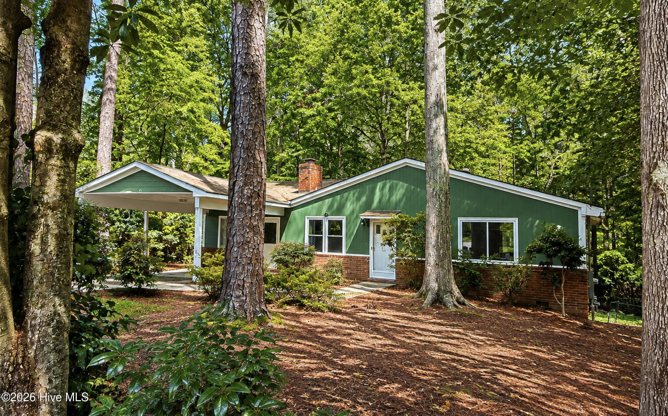 1405 N Overlook Drive, Greenville, NC 27858 — main photo