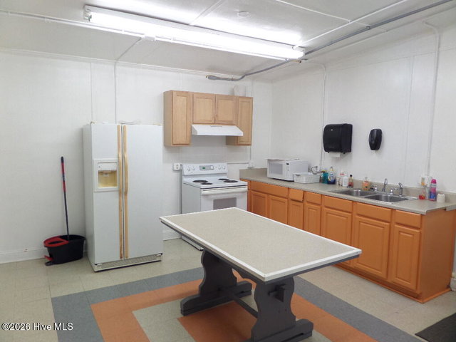3865 S Main Street, Farmville, NC 27828 — photo 32