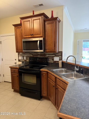 2060 Cambria Drive A, Greenville, NC 27834 — photo 5