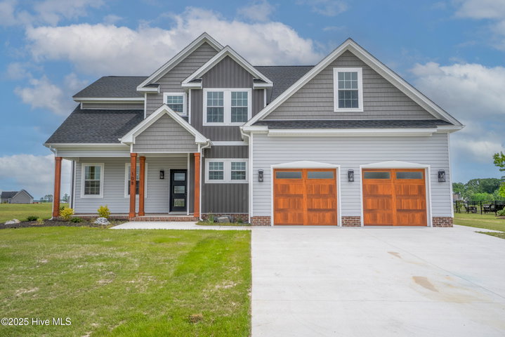 3111 Staysail Drive, Elizabeth City, NC 27909