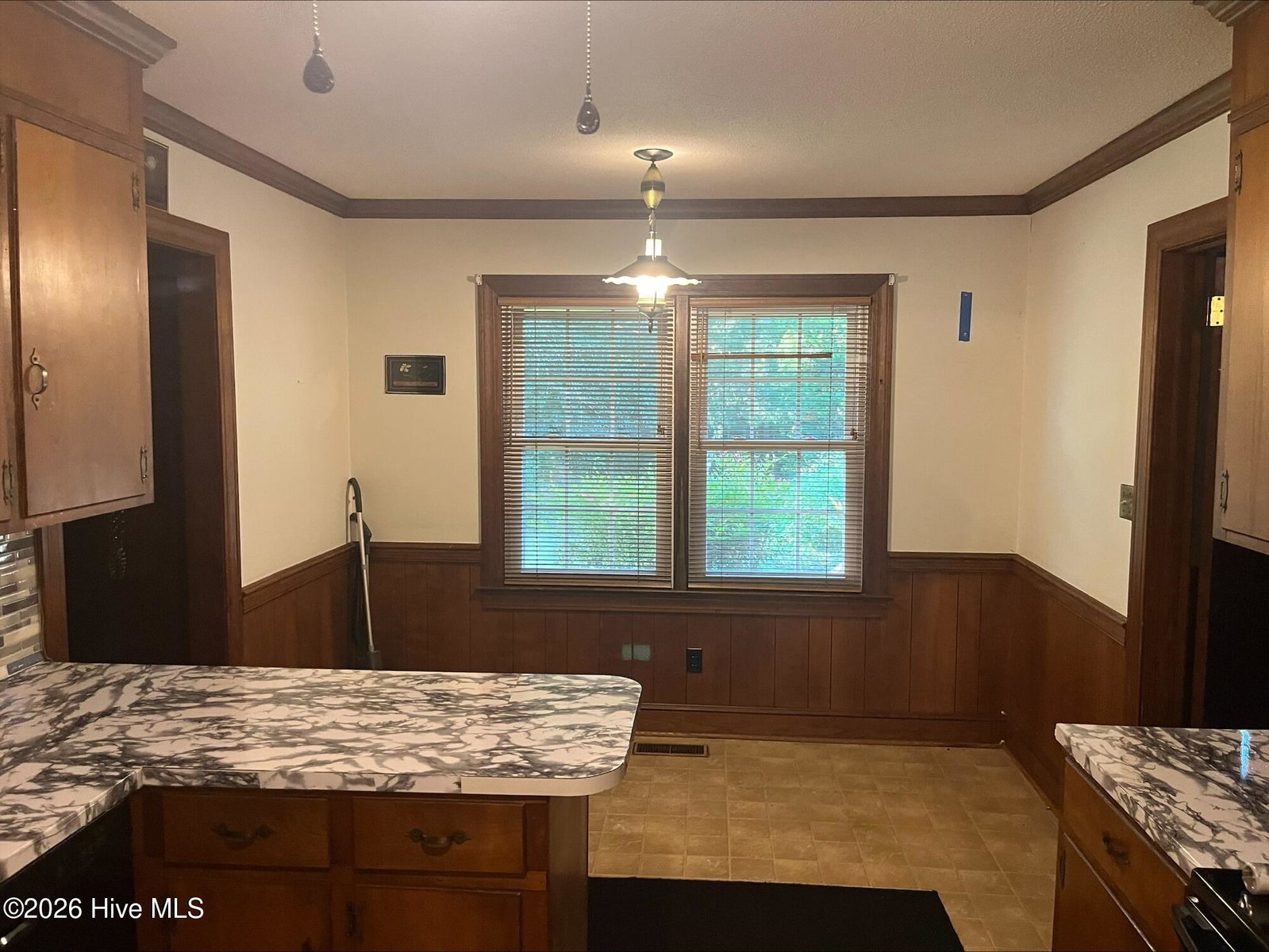 1214 S Wright Road, Greenville, NC 27858 — photo 5