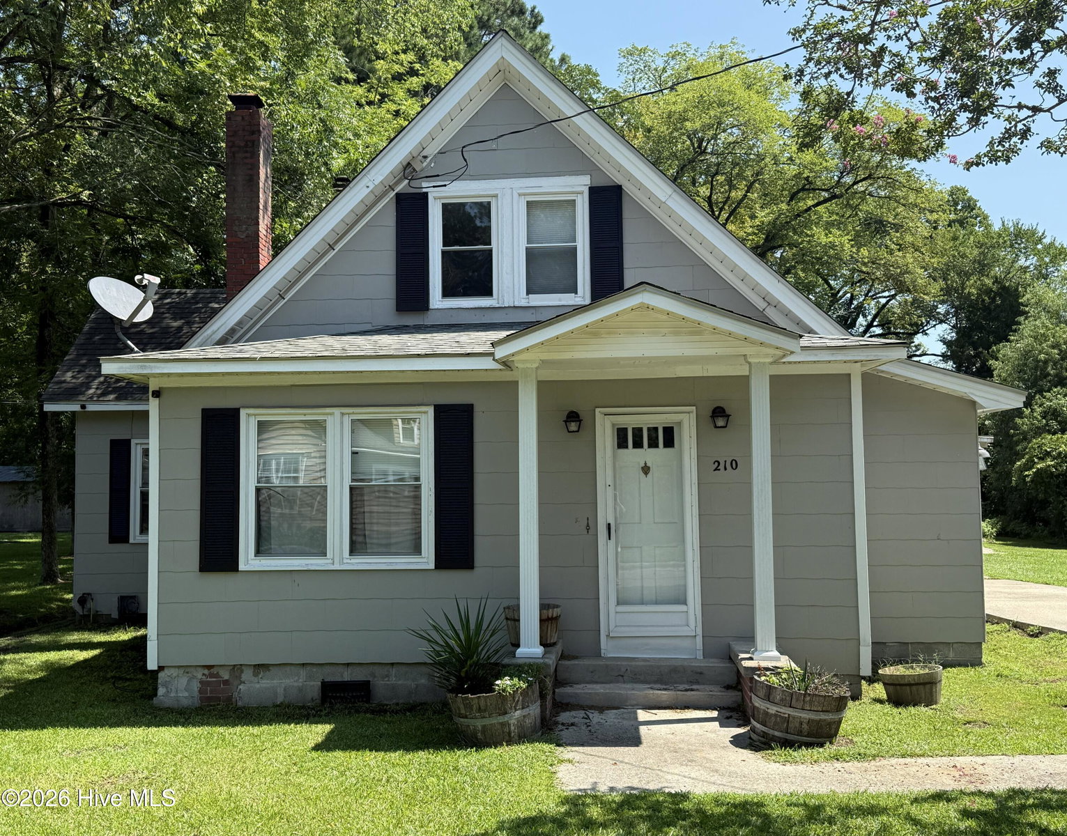 210 E Middle Street, Creswell, NC 27928 — photo 4