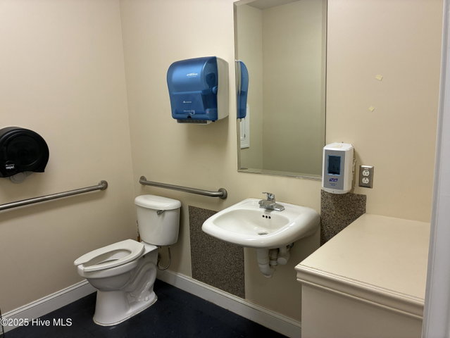 1177 N Road Street, Elizabeth City, NC 27909 — photo 25