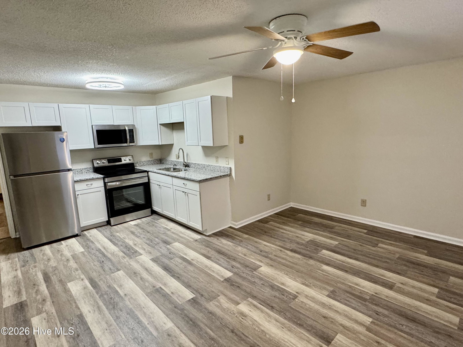 3216 Summer Place 2, Greenville, NC 27834 — photo 3