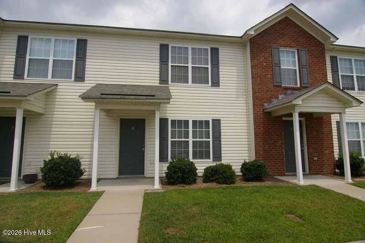4230 Dudleys Grant Drive B, Winterville, NC 28590