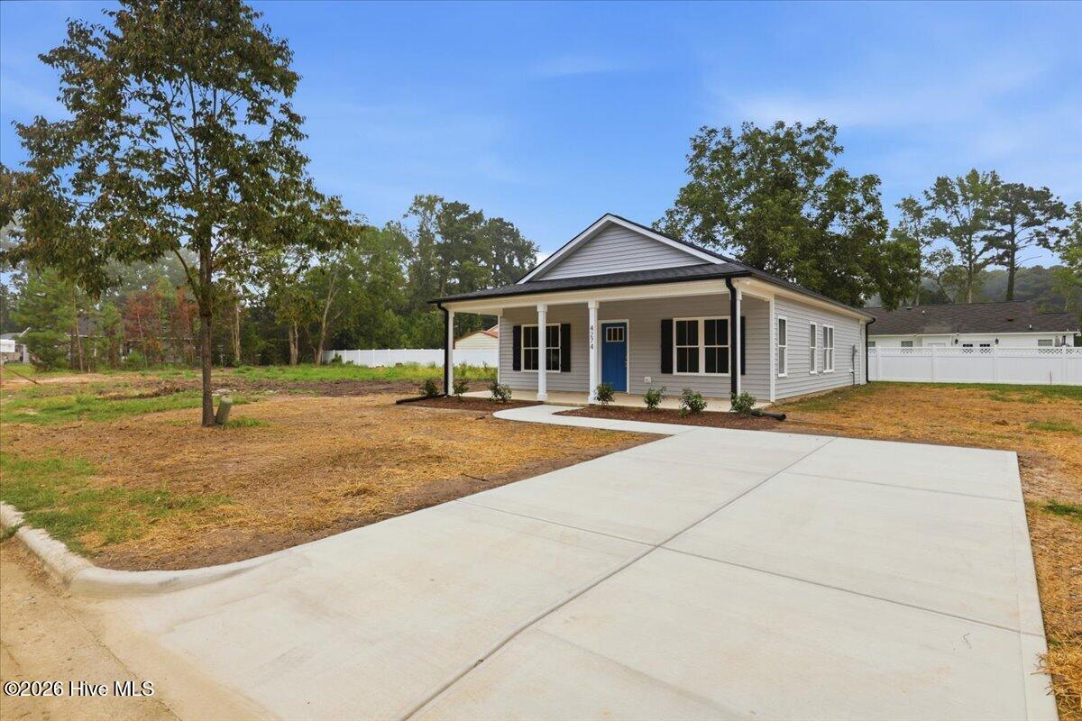 4274 Ellis Avenue, Farmville, NC 27828 — photo 3