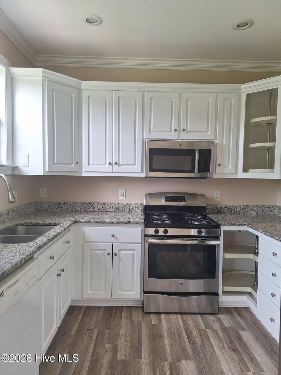 285 Laurie Ellis Road, Winterville, NC 28590 — photo 4