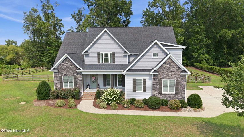 957 Bedford Heights Drive, Grimesland, NC 27837 — photo 32