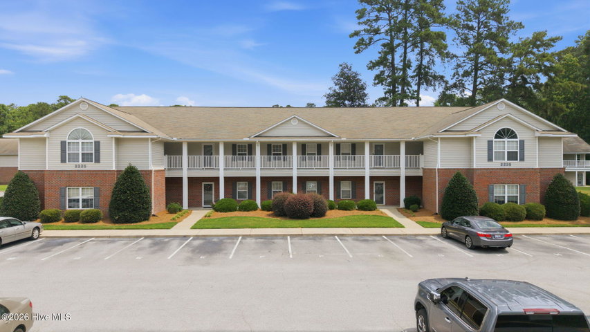 2225 Locksley Woods Drive F, Greenville, NC 27858 — photo 1