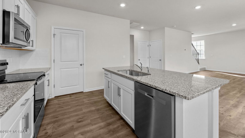 1404 Green Ridge Drive, Winterville, NC 28590 — photo 7