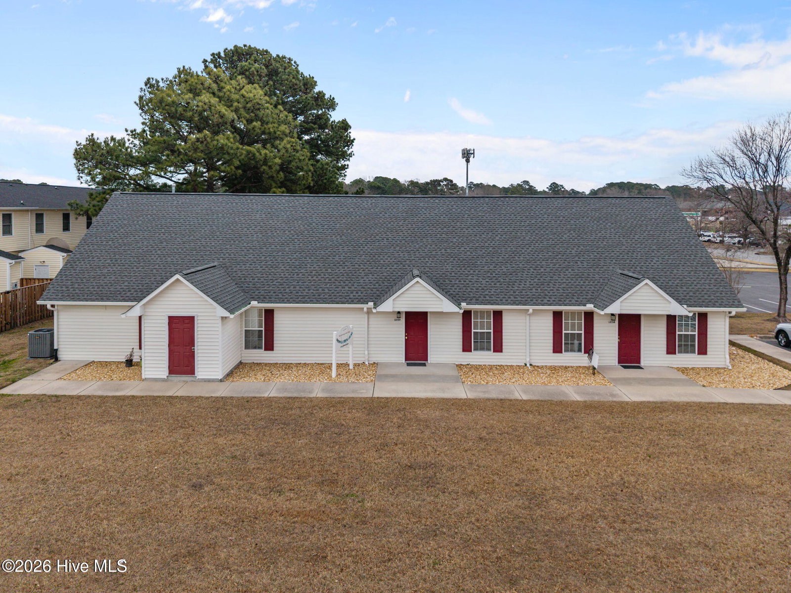 125 Oakmont Drive, Greenville, NC 27858 — photo 3