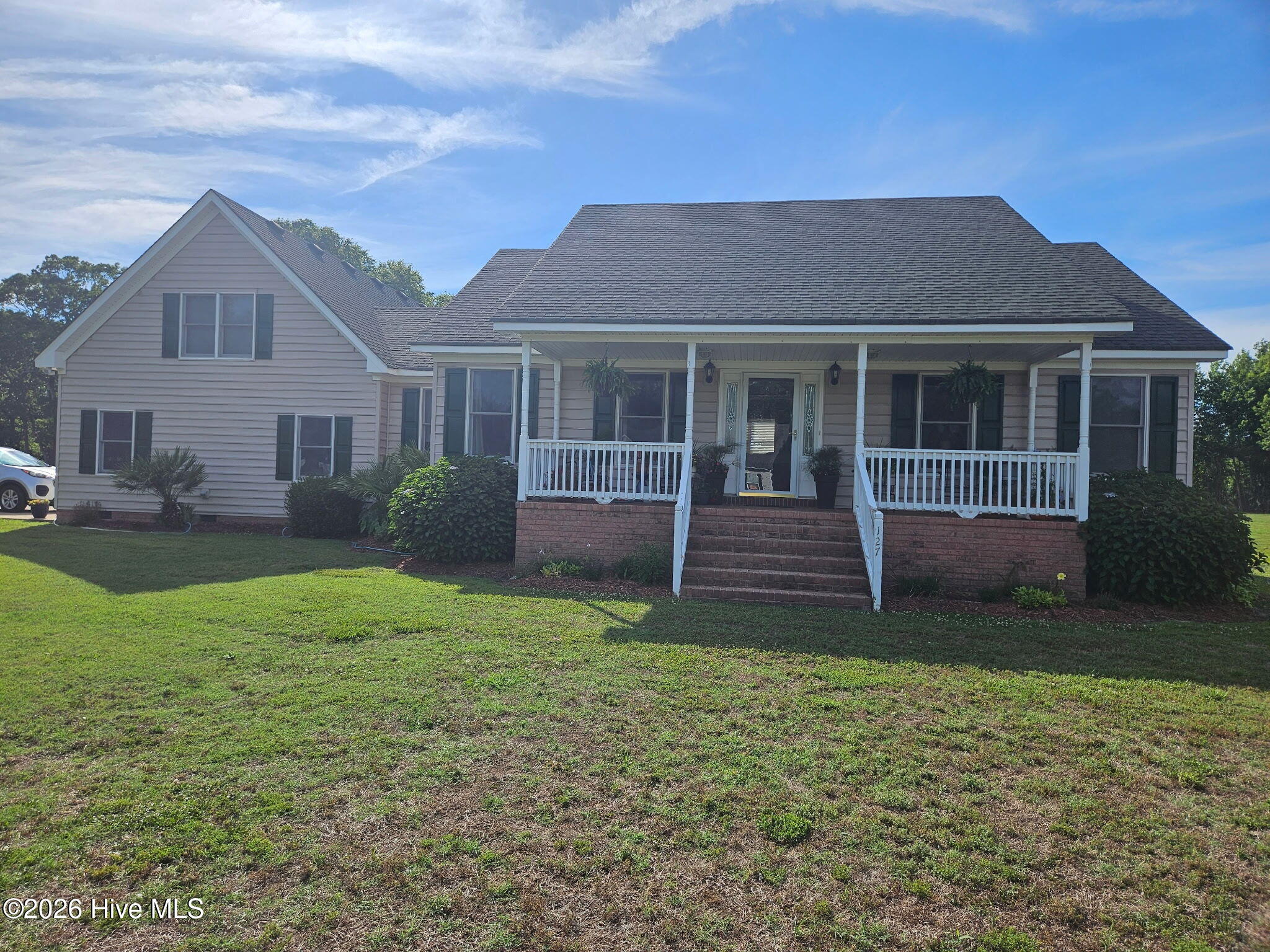 127 Martin Lane, Knotts Island, NC 27950 — main photo