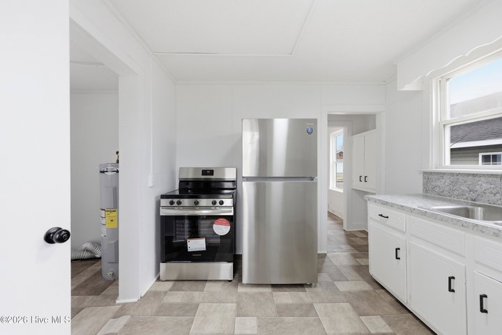 200 Queen Street, Elizabeth City, NC 27909 — photo 11