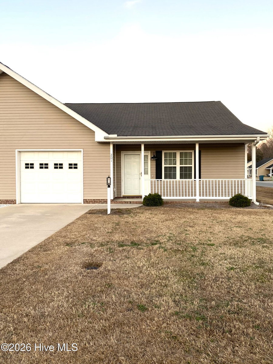 201 Village Court, Nashville, NC 27856 — photo 3