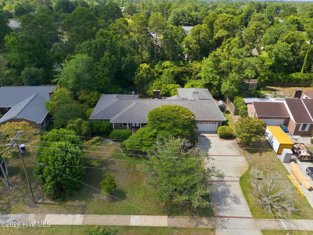 905 Robert E Lee Drive image